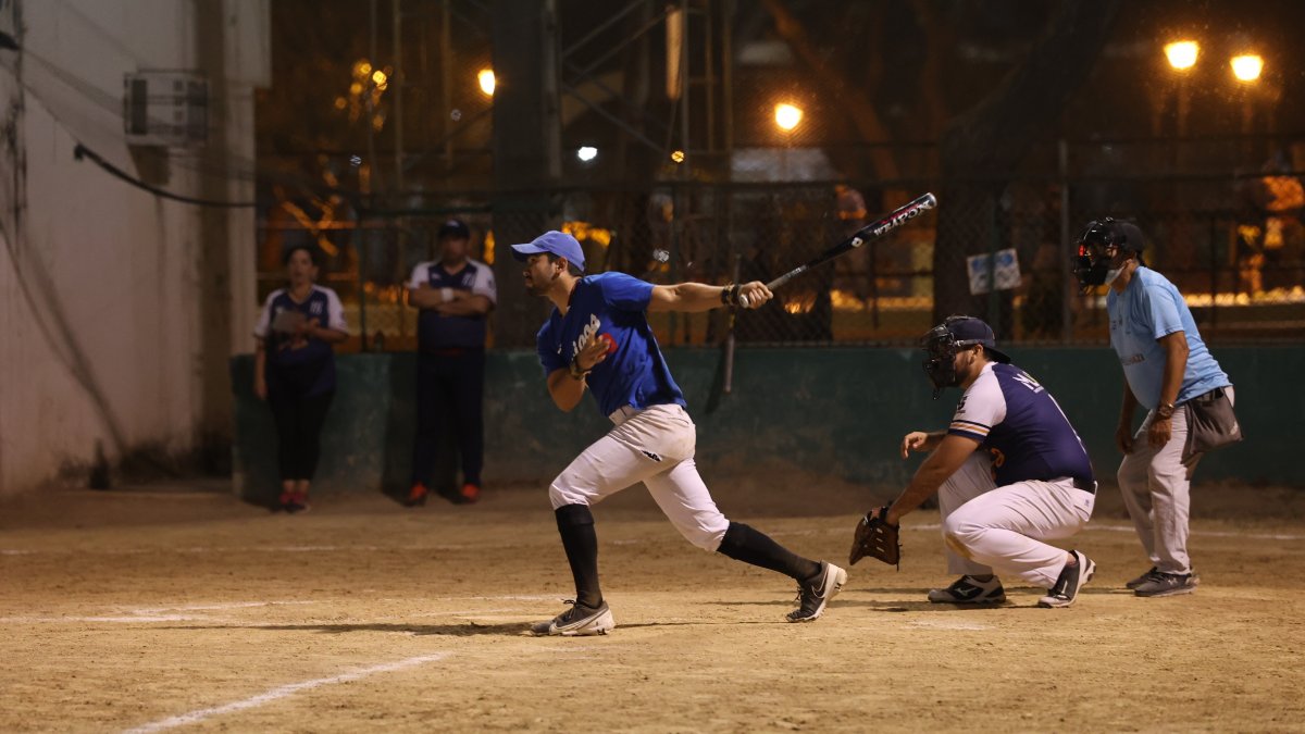 Amigos del Sur, pese a la potencia de su juego, no pudo doblegar la arremetida de Pipes Club, que terminó imponiéndose en 2 de los 3 partidos para definir al monarca.