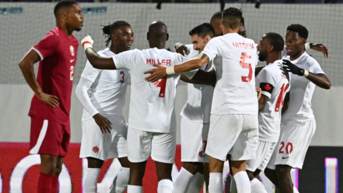 Canadá no tuvo problemas para superar a Catar, selección que tuvo poca fuerza ofensiva.