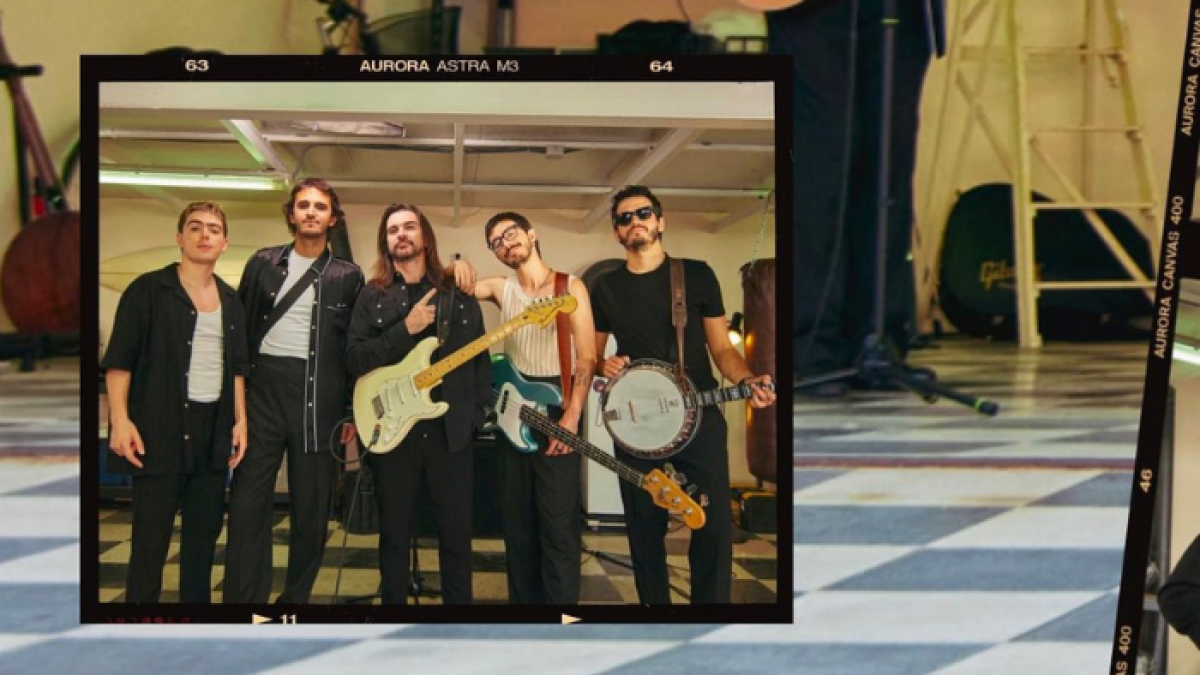 La primera colaboración entre los artistas fue Besos en Guerra en 2018, y ahora, en 2022 lanzaron 506.