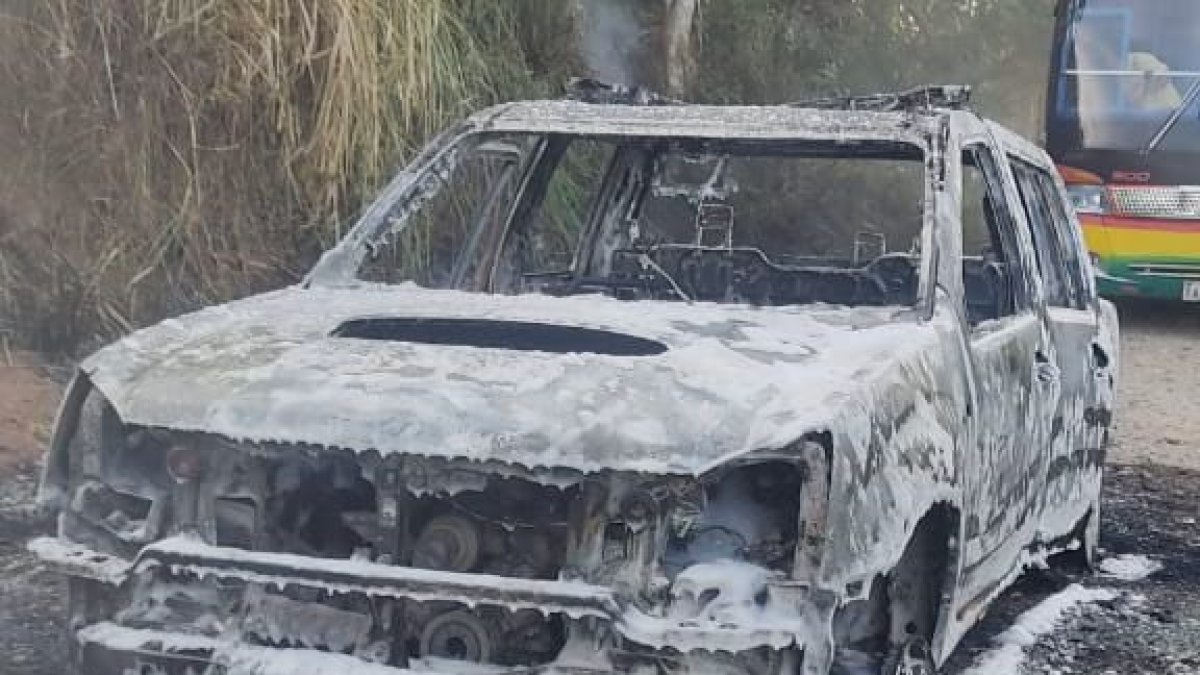 Hecho. Según el comandante general de la Policía Nacional la patrulla fue incinerada por los atacantes.