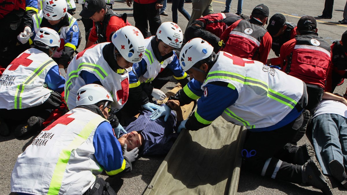 Fotografía de archivo de un simulacro en Quito (Ecuador).