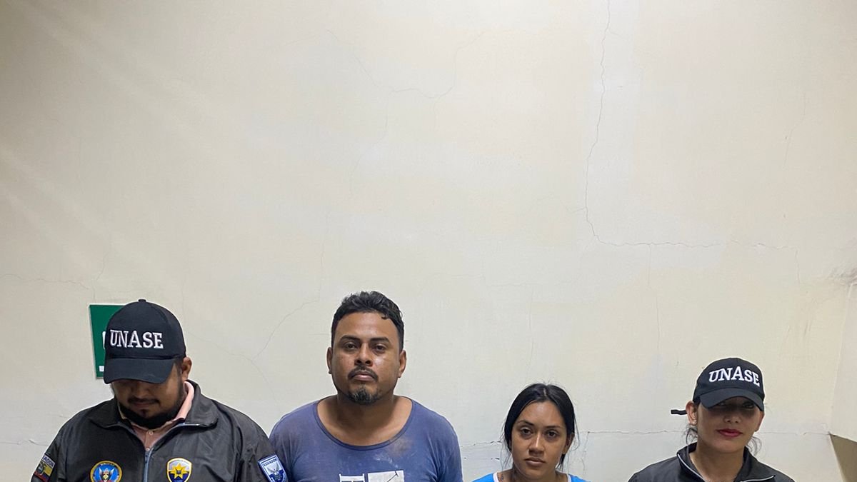 Guayaquil. Los detenidos habrían disparado en contra de varios locales.