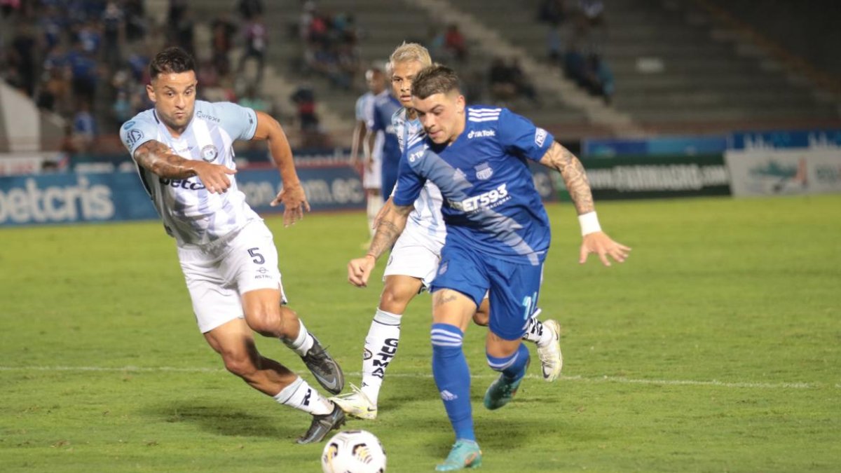 Diego García se quedará por las siguientes cuatro temporadas en el Bombillo.