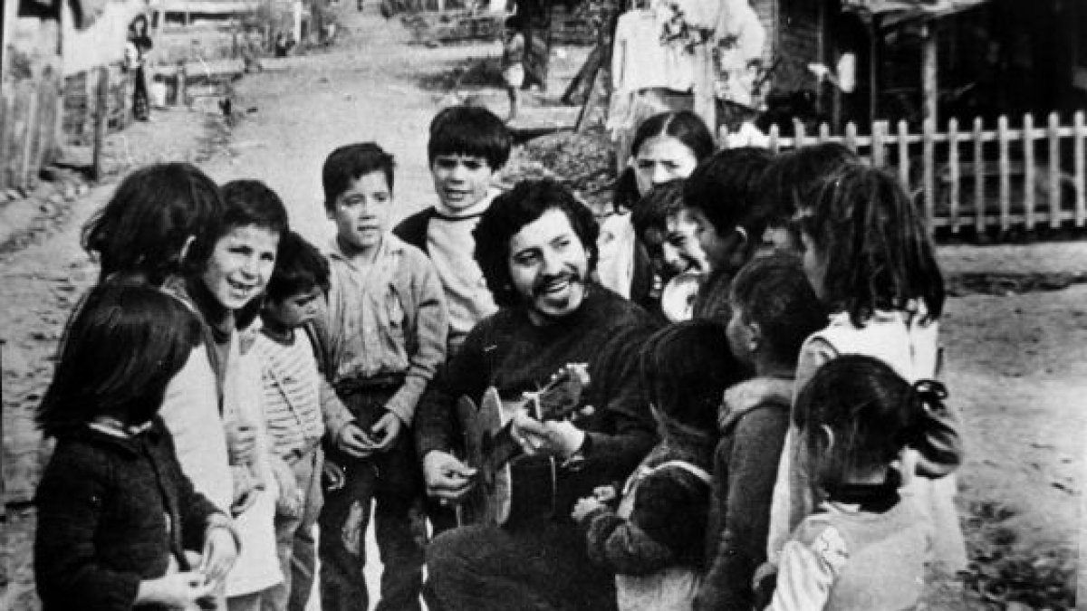 Memorias. Víctor Jara, en una imagen sin fechar facilitada por la fundación chilena que lleva su nombre.