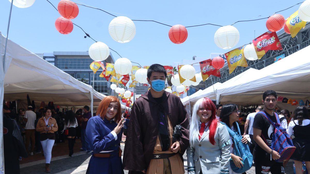 Asistencia. Jóvenes y adultos personificaron a diferentes personajes de manga, de videojuegos o de la cultura popular.