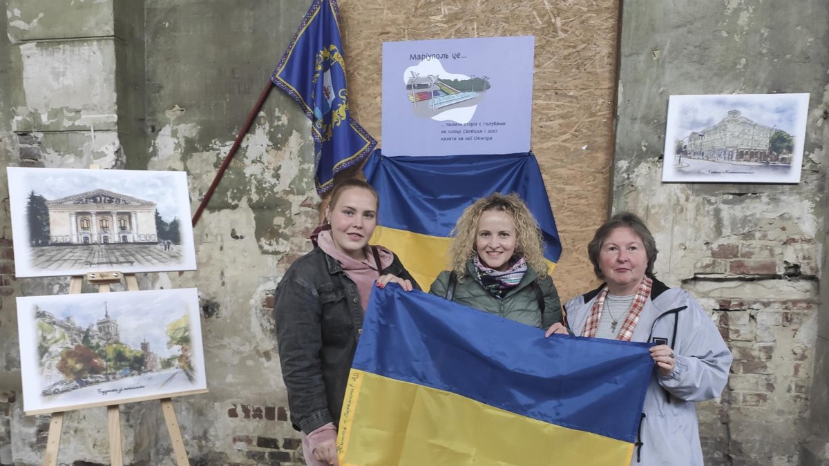 La moneda ucraniana, la grivna, se podrá utilizar en esas cuatro regiones hasta el 31 de diciembre próximo, señala el documento.