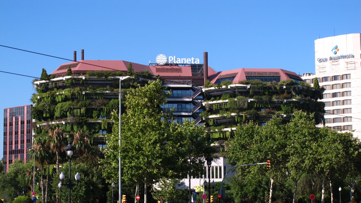 Barcelona. Para el próximo día 15 de octubre de 2022 está fijado el fallo del reconocido premio destinado al género novelas, que entrega la Editorial Planeta, de España.