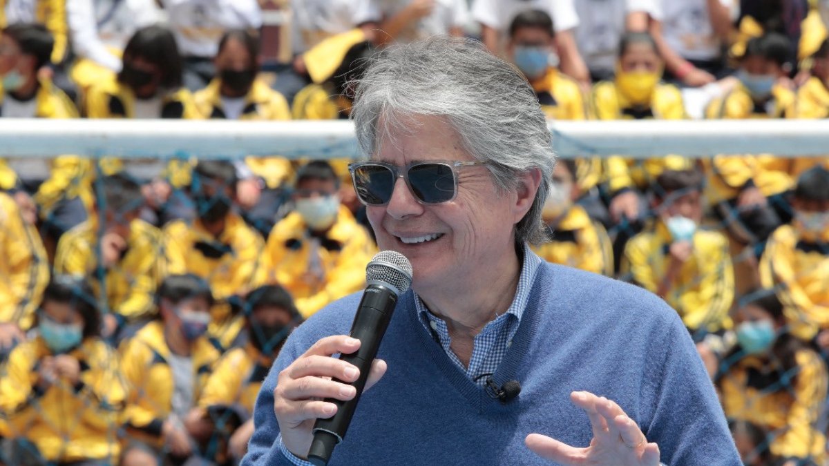 El presidente ha empezado a aparecer con regularidad en los medios cercanos al Gobierno.