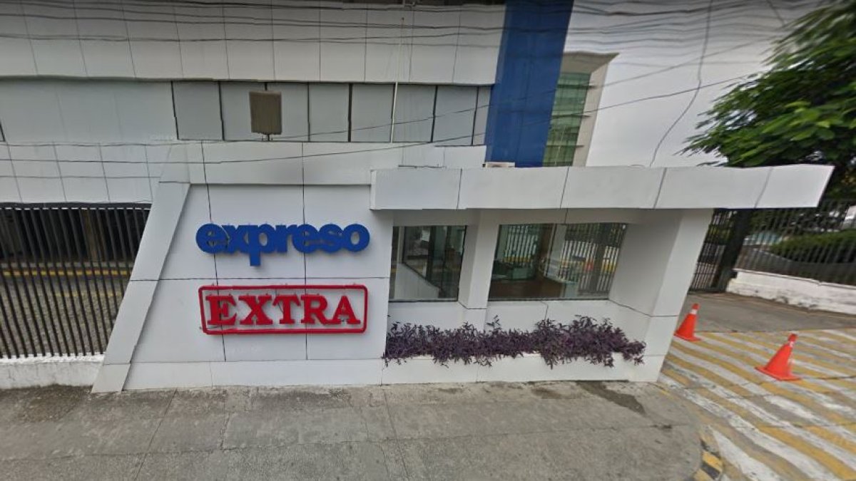 Fachada de Diario EXTRA y Diario EXPRESO.