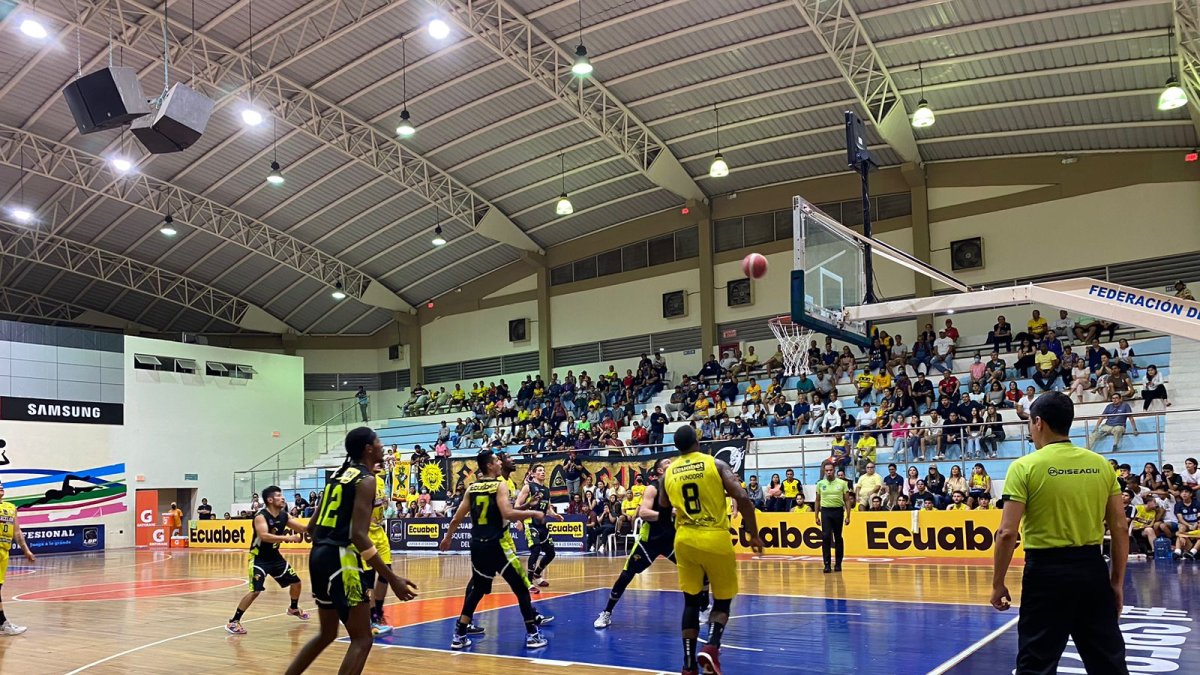 Barcelona empezó con pie derecho las semifinales ganando a Spartans 96-74.