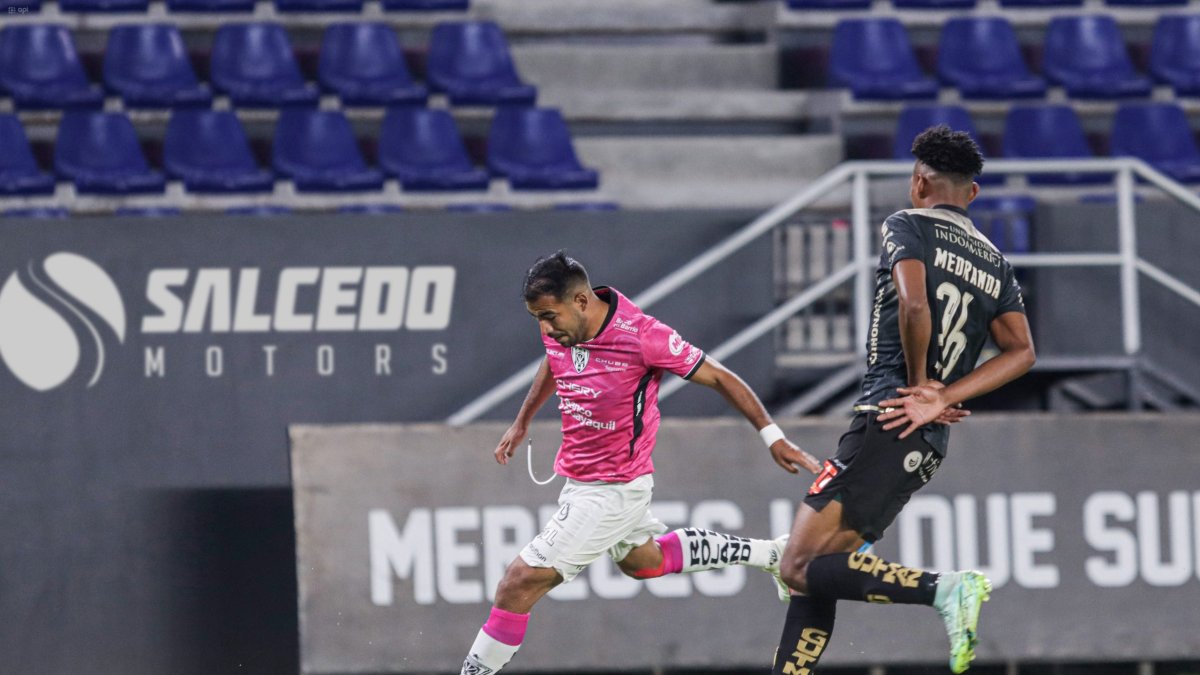 Independiente del Valle (i) fue sorprendido por Técnico Universitario, en la fecha 13