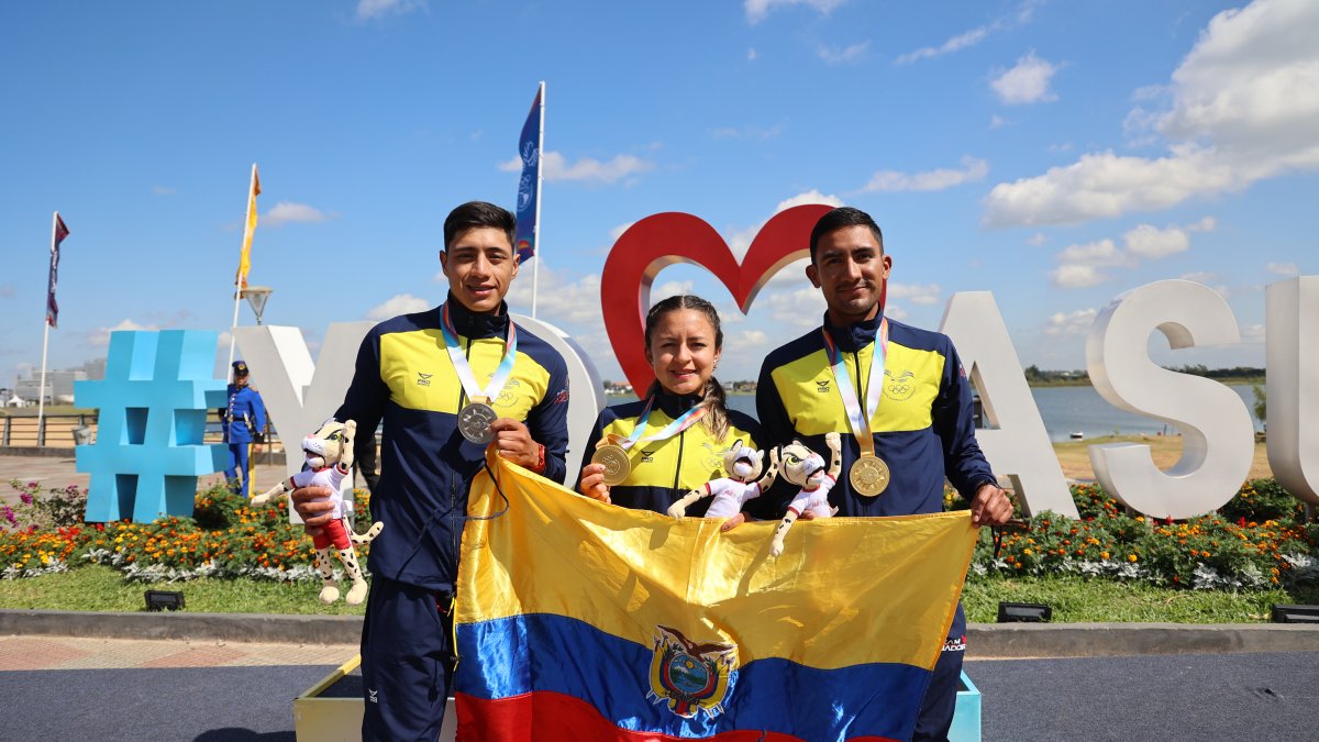 Hurtado, Morejón y Pintado, medallistas y plusmarquistas de los 10 km.