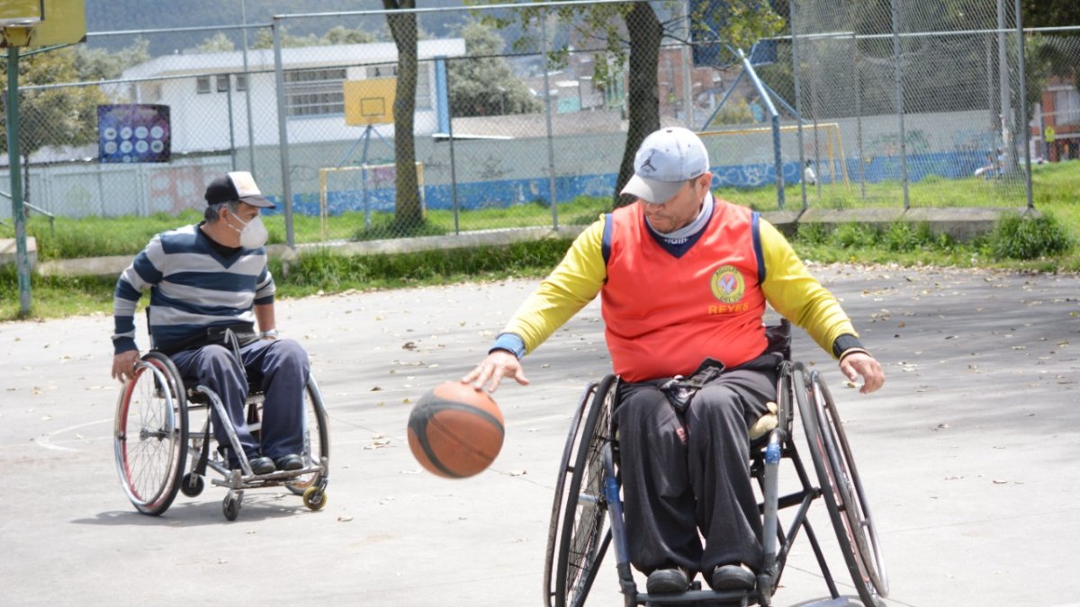 Diversión. Los asistentes gozarán de unas instalaciones en perfecto estado sin ningún bache en el piso.