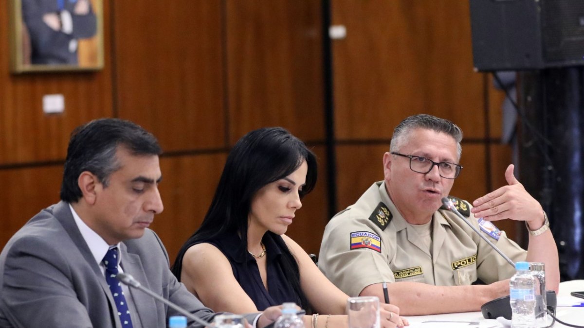 El pasado 6 de octubre, instituciones del Estado se reunieron en la Asamblea para anunciar el inicio de mesas de diálogo sobre seguridad.