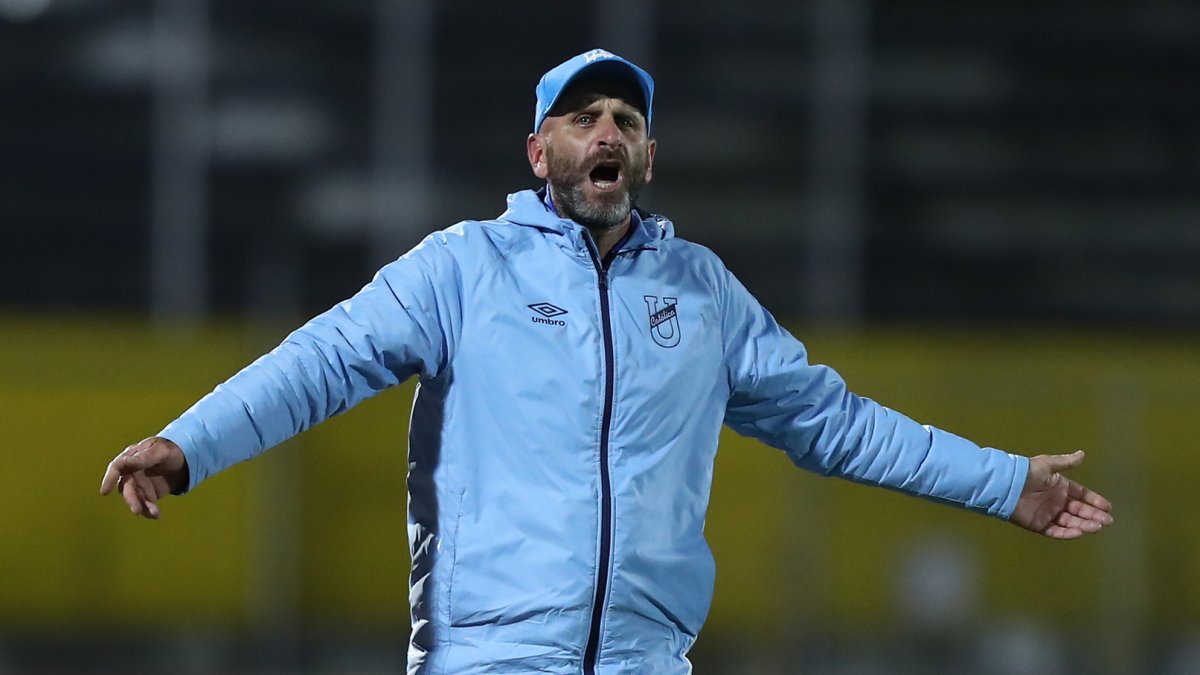 El entrenador argentino aseguró que evitará distracciones hasta el cierre de la temporada.