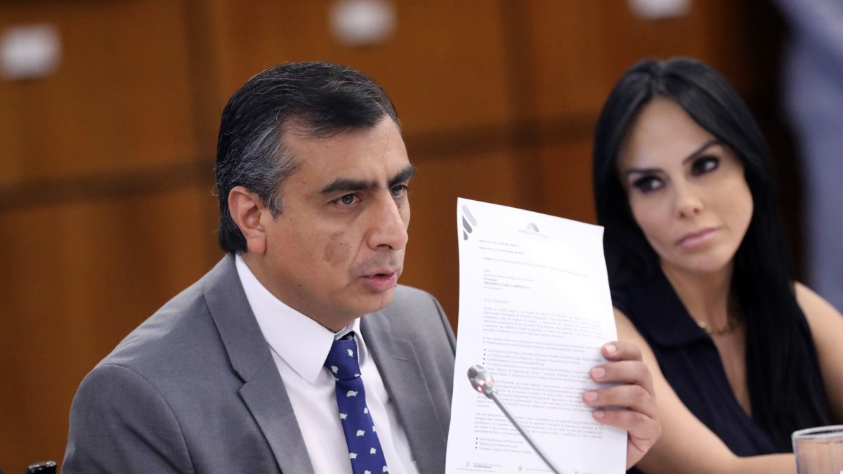 La primera mesa de seguridad del 6 de octubre de 2022 fue liderada por el legislador Ramiro Narvaez