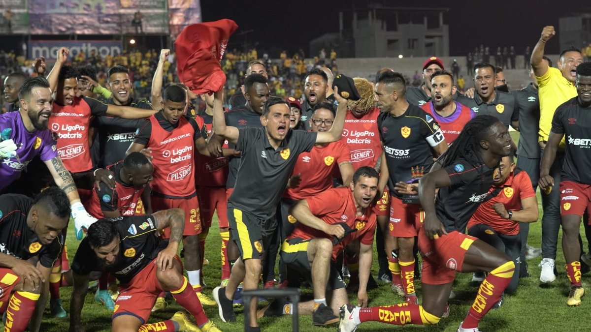 El cuadro oriental celebró al final el encuentro contra Barcelona