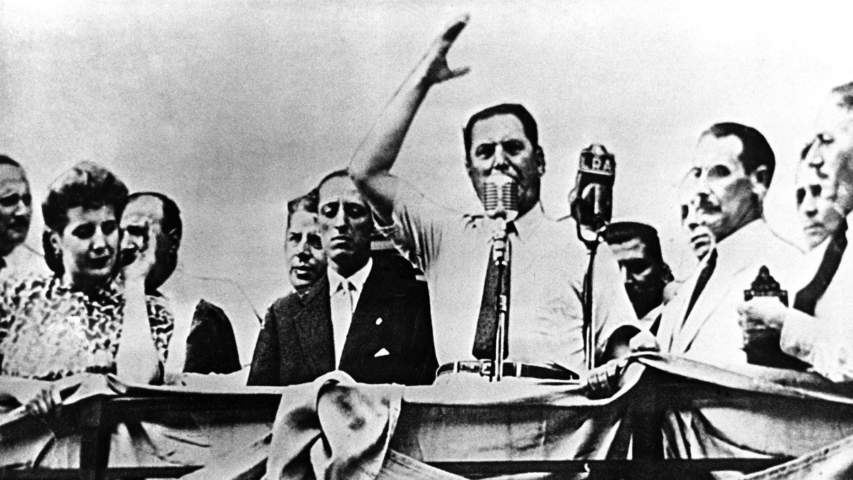 El presidente argentino, Juan Domingo Perón, con su esposa Eva Duarte 