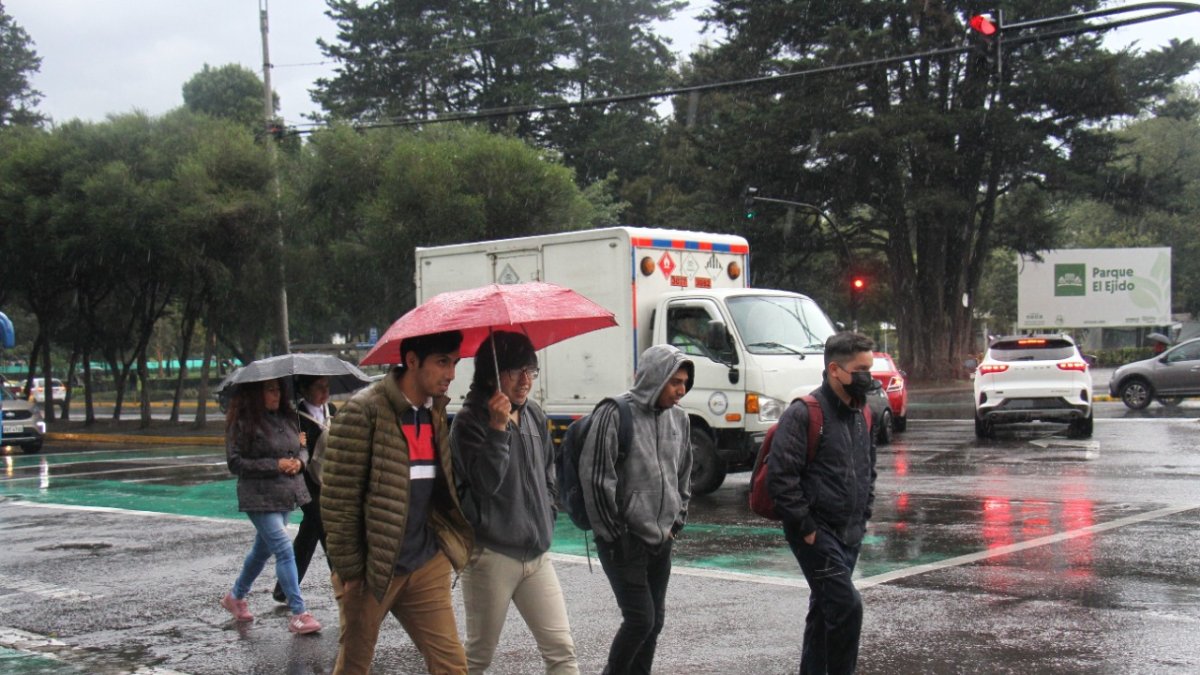 Escena. Los días empiezan con radiante sol, pero al mediodía cambian y se registran lluvias en la ciudad.