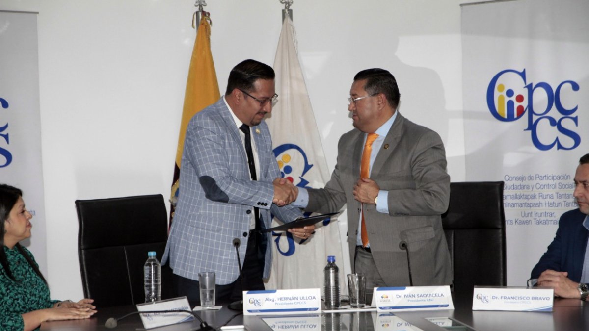 Gestión. El titular de la Corte Nacional, Iván Saquicela, acudió al Consejo de Participación a entregar la terna.