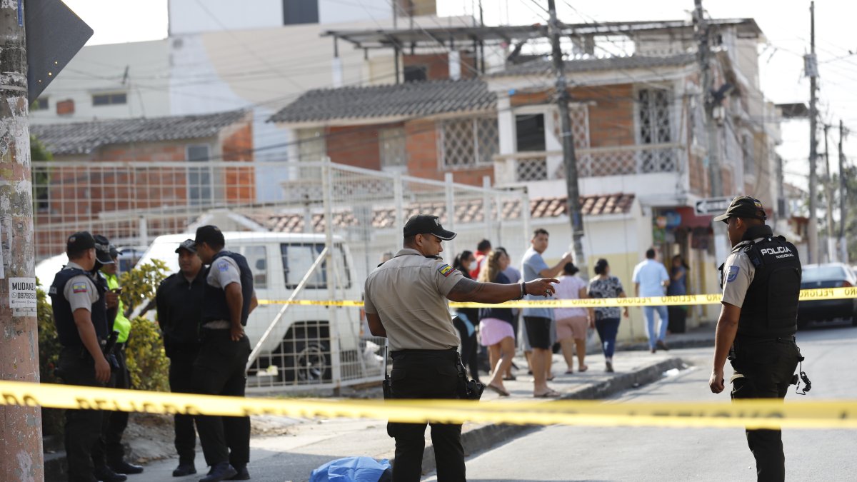 Asesinato. Un hombre fue baleado en Sauces 9, en el norte de Guayaquil.