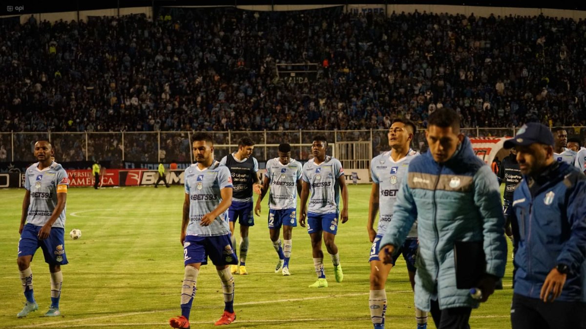 Macará no pudo ante su clásico rival en el estadio Bellavista y descendió a la serie B de LigaPro.