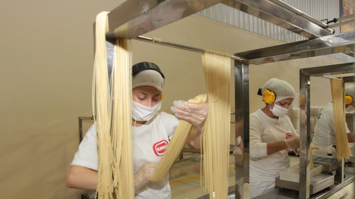 La empresa aún busca las vías para saldar sus deudas en el mercado.
