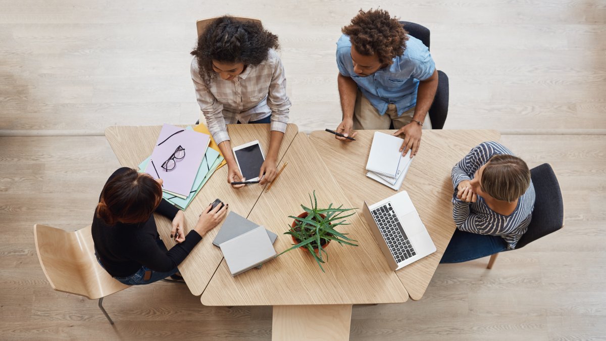 Espacios abiertas facilitan el trabajo colaborativo.