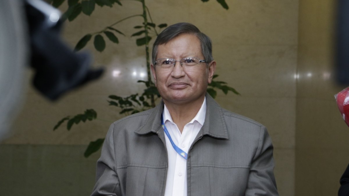 Funcionario. Curicama actualmente es asambleísta independiente.