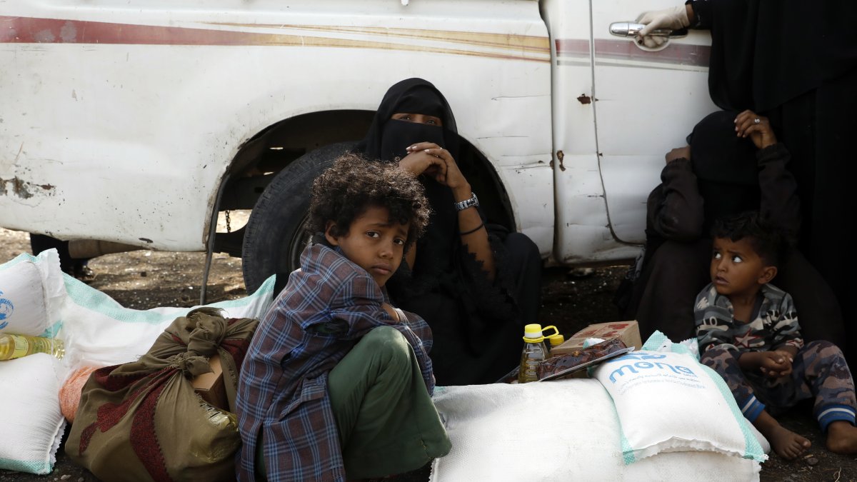 El desplazamiento provoca parte del problema que muchas personas no tengan como alimentarse. EFE/