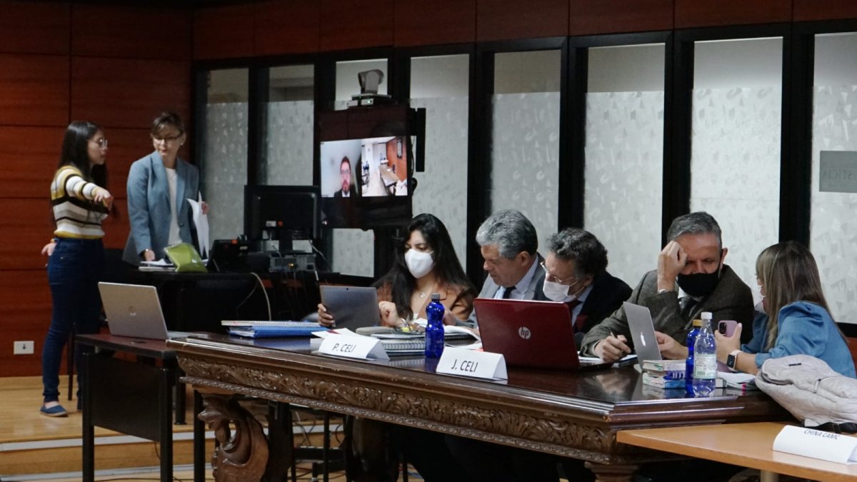 Diligencia. Procesados por posible cohecho en el caso Las Torres acudieron a la sala de audiencias de la Corte.