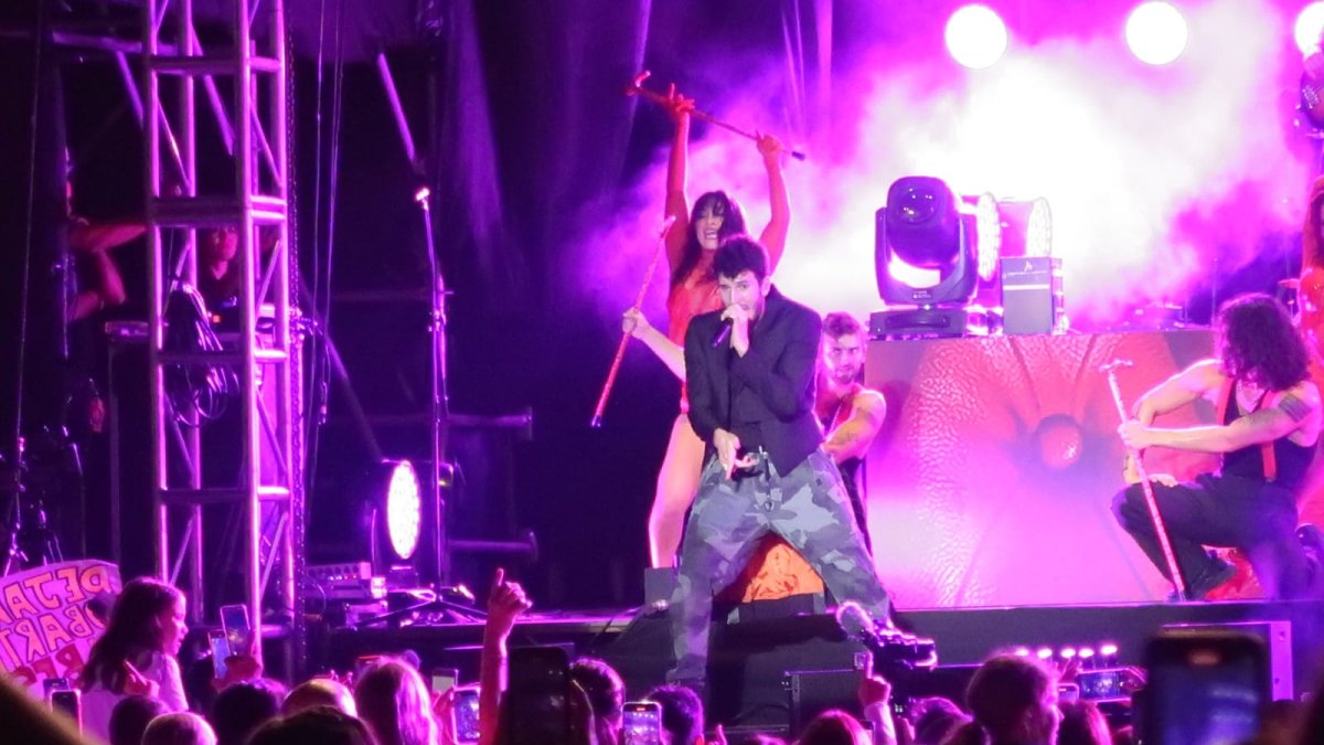 El Dharma tour fue un espectáculo familiar, ya que fue este el tipo de público que se acercó en su mayoría a presenciarlo.