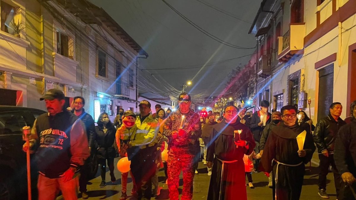 Marcha con antorchas.