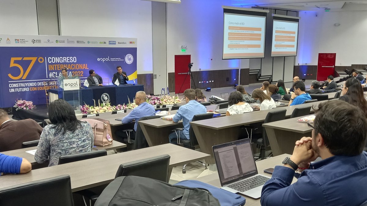 Congreso. Los asistentes al foro desarrollaron ayer la segunda sesión.