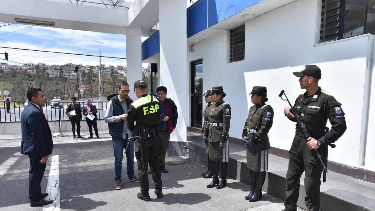 Imagen referencial de mujeres policías, en la Escuela Superior de Policía, en Quito.