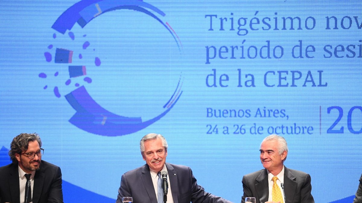 El presidente Fernandez pidió reconstruir una “Patria Grande”, tras asumir presidencia de la Cepal.