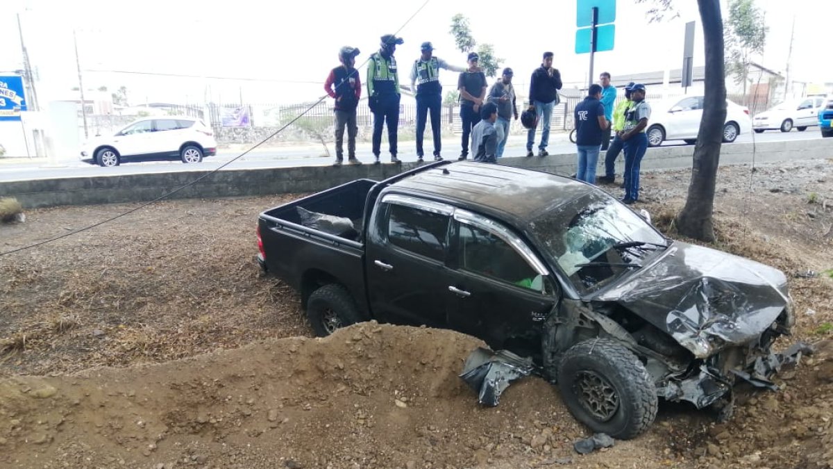 El hecho se registró en el kilómetro 14,5, diagonal a una unidad educativa del sector.