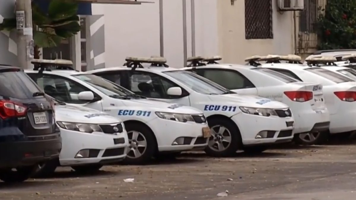 Referencial. El patrullero involucrado en el caso pertenece al Circuito Atarazana, donde una gran parte de vehículos están dañados.