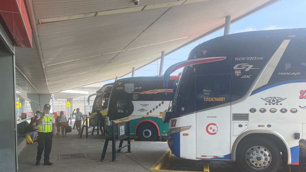 La estación de servicio atiende con normalidad tras las averiguaciones del caso