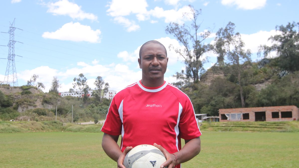 Diego Armando Calderón confesó que guarda cariño a Barcelona y Aucas. Analizó que protagonizarán unas finales con buen fútbol.