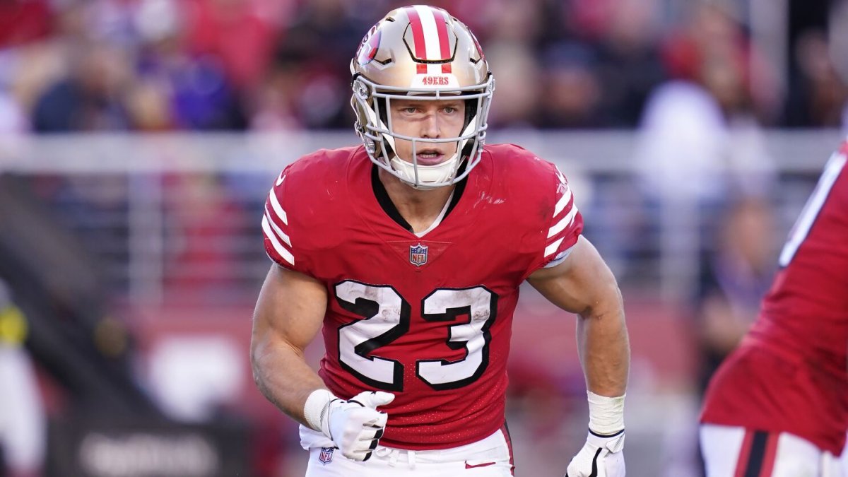 Christian McCaffrey dejó a los Carolina Panthers a cambio de tres selecciones del Draft 2023 y una del 2024 para jugar con San Francisco