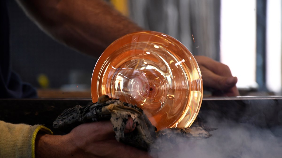 Fabricación de vidrio. Foto archivo.