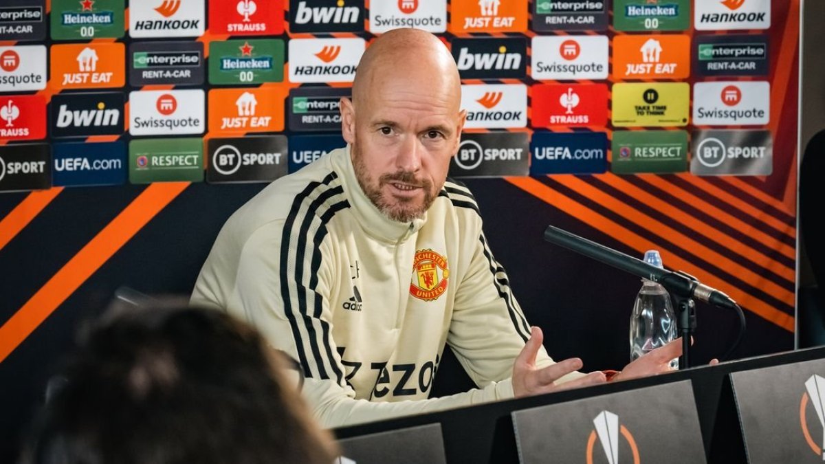 Erik Ten Hag, entrenador del Manchester United, en la rueda de prensa previa al duelo ante la Real Sociedad.