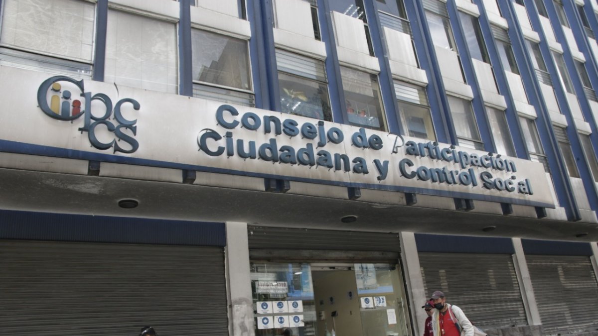 Son 45 los aspirantes entre hombres, mujeres y pueblos y nacionalidades que buscan una vocalía en el CPCCS.