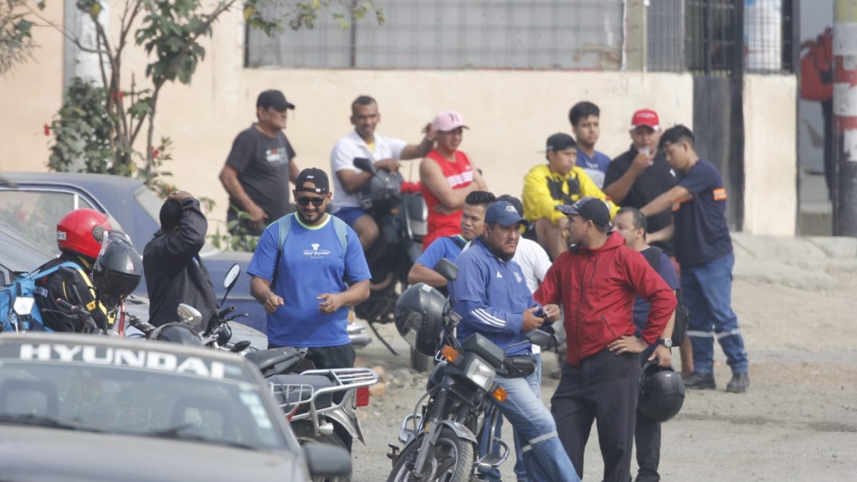 Exteriores de la Penitenciaría del Litoral.