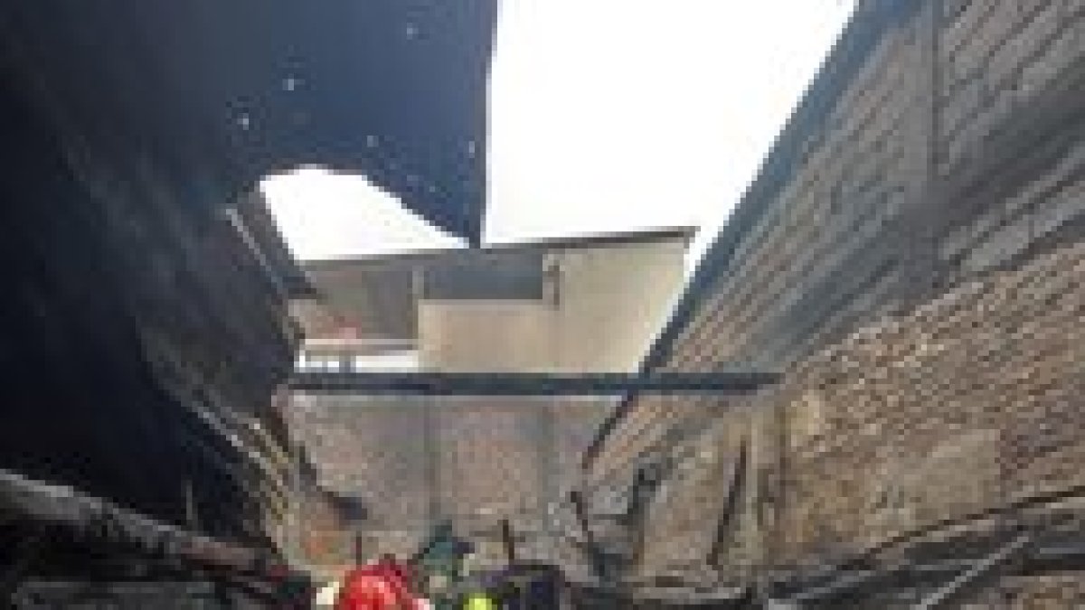 Los Bomberos de Guayaquil llegaron para controlar la situación