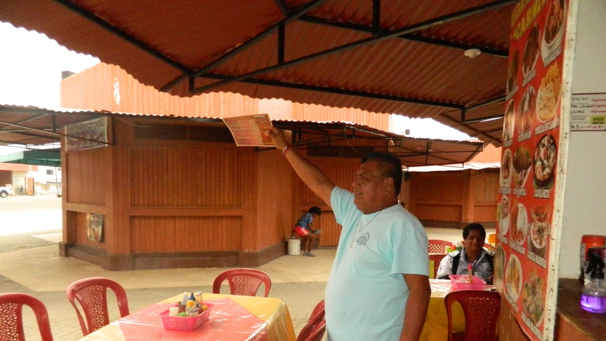 La afluencia de clientela varía en algunos restaurantes.