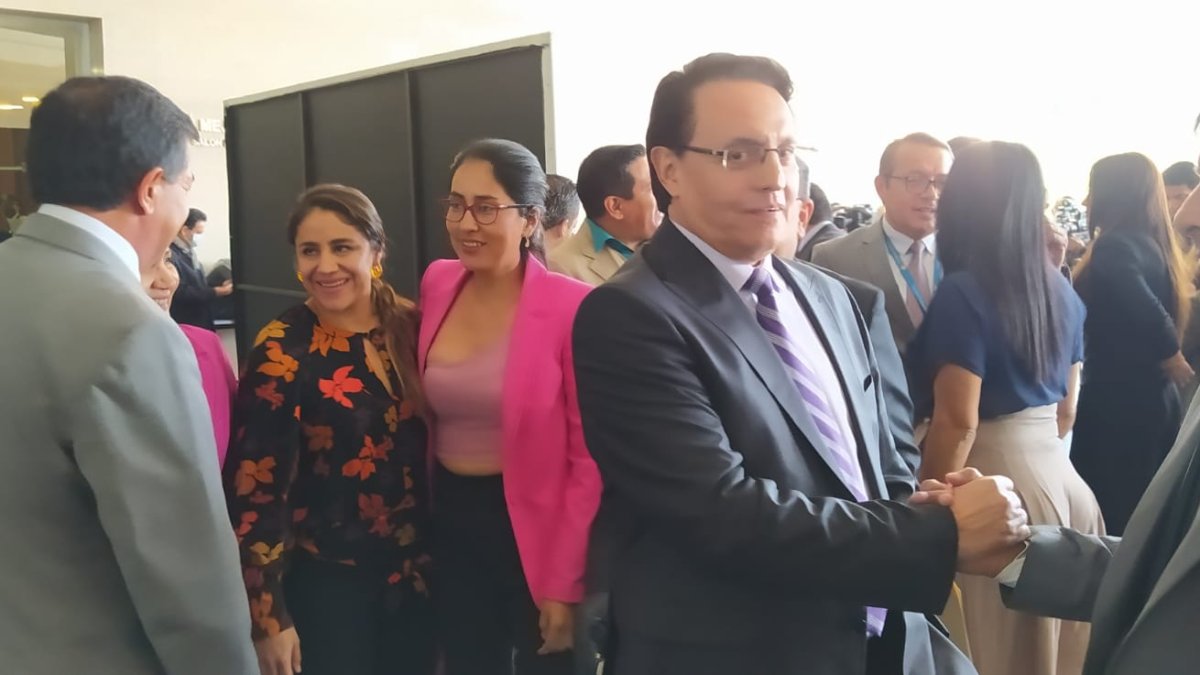 Este grupo se integra por asambleístas de Pachakutik, de la Bancada del Acuerdo Nacional (BAN) y algunos independientes.