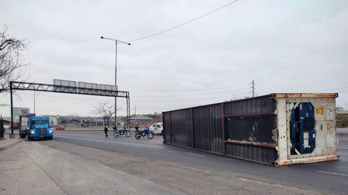 Hecho. Uno de los siniestros de tránsito se registró en la avenida Perimetral.