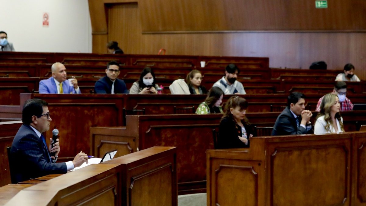 Defensa. Julio César Sarango ha sido designado por Guadalupe Llori como su defensor.